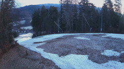 Prostřední část sjezdovky a snowpark