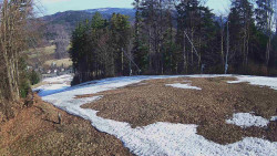 Prostřední část sjezdovky a snowpark
