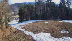Prostřední část sjezdovky a snowpark