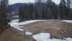 Prostřední část sjezdovky a snowpark
