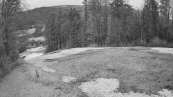 Prostřední část sjezdovky a snowpark