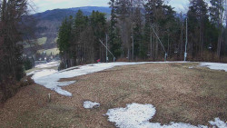 Prostřední část sjezdovky a snowpark