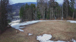 Prostřední část sjezdovky a snowpark