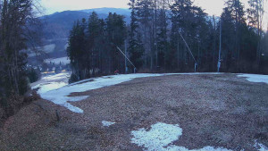 Skiareál Karolinka - Prostřední část sjezdovky a snowpark - 25.3.2026 v 05:15 Skiareál Karolinka - Prostřední část sjezdovky a snowpark - 25.3.2026 v 05:15