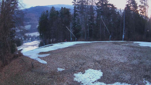 Skiareál Karolinka - Prostřední část sjezdovky a snowpark - 25.3.2026 v 05:25 Skiareál Karolinka - Prostřední část sjezdovky a snowpark - 25.3.2026 v 05:25