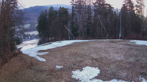 Skiareál Karolinka - Prostřední část sjezdovky a snowpark - 25.3.2026 v 05:32 Skiareál Karolinka - Prostřední část sjezdovky a snowpark - 25.3.2026 v 05:32