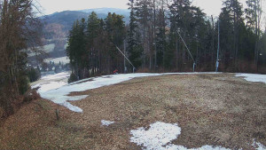 Skiareál Karolinka - Prostřední část sjezdovky a snowpark - 25.3.2026 v 06:05 Skiareál Karolinka - Prostřední část sjezdovky a snowpark - 25.3.2026 v 06:05