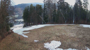 Skiareál Karolinka - Prostřední část sjezdovky a snowpark - 25.3.2026 v 06:10 Skiareál Karolinka - Prostřední část sjezdovky a snowpark - 25.3.2026 v 06:10