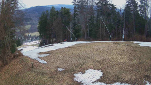Skiareál Karolinka - Prostřední část sjezdovky a snowpark - 25.3.2026 v 08:32 Skiareál Karolinka - Prostřední část sjezdovky a snowpark - 25.3.2026 v 08:32