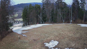 Skiareál Karolinka - Prostřední část sjezdovky a snowpark - 25.3.2026 v 12:02 Skiareál Karolinka - Prostřední část sjezdovky a snowpark - 25.3.2026 v 12:02