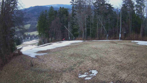 Skiareál Karolinka - Prostřední část sjezdovky a snowpark - 25.3.2026 v 16:50 Skiareál Karolinka - Prostřední část sjezdovky a snowpark - 25.3.2026 v 16:50