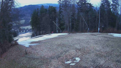 Prostřední část sjezdovky a snowpark