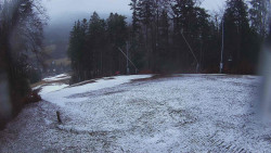 Prostřední část sjezdovky a snowpark