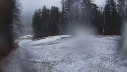 Prostřední část sjezdovky a snowpark