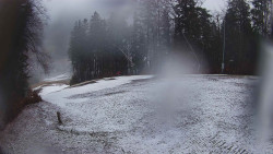 Prostřední část sjezdovky a snowpark