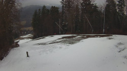 Prostřední část sjezdovky a snowpark