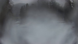 Prostřední část sjezdovky a snowpark