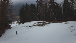Prostřední část sjezdovky a snowpark