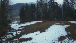 Prostřední část sjezdovky a snowpark