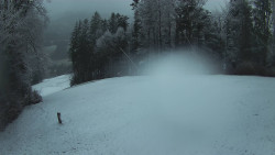 Prostřední část sjezdovky a snowpark