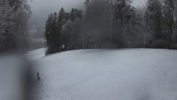Prostřední část sjezdovky a snowpark