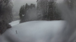 Prostřední část sjezdovky a snowpark