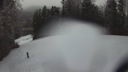 Prostřední část sjezdovky a snowpark