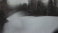 Prostřední část sjezdovky a snowpark