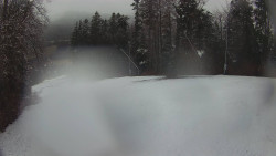 Prostřední část sjezdovky a snowpark