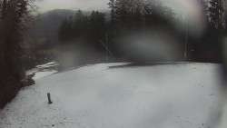 Prostřední část sjezdovky a snowpark