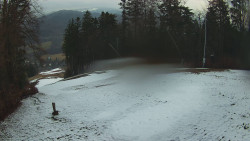 Prostřední část sjezdovky a snowpark