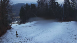 Prostřední část sjezdovky a snowpark