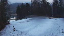 Prostřední část sjezdovky a snowpark