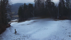 Prostřední část sjezdovky a snowpark