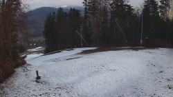 Prostřední část sjezdovky a snowpark