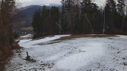 Prostřední část sjezdovky a snowpark