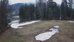 Prostřední část sjezdovky a snowpark
