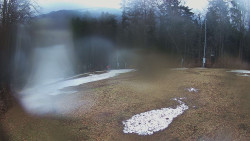 Prostřední část sjezdovky a snowpark