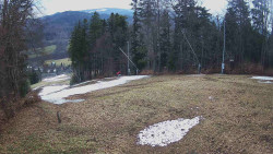 Prostřední část sjezdovky a snowpark