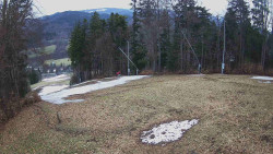 Prostřední část sjezdovky a snowpark