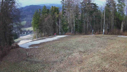 Prostřední část sjezdovky a snowpark