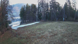 Prostřední část sjezdovky a snowpark