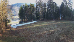 Prostřední část sjezdovky a snowpark