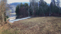 Prostřední část sjezdovky a snowpark