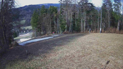 Prostřední část sjezdovky a snowpark