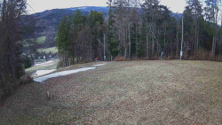 Prostřední část sjezdovky a snowpark