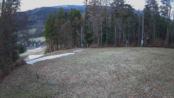 Prostřední část sjezdovky a snowpark