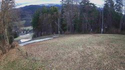 Prostřední část sjezdovky a snowpark