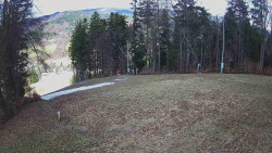 Prostřední část sjezdovky a snowpark