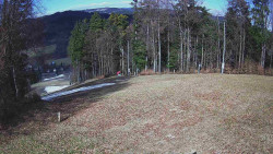 Prostřední část sjezdovky a snowpark